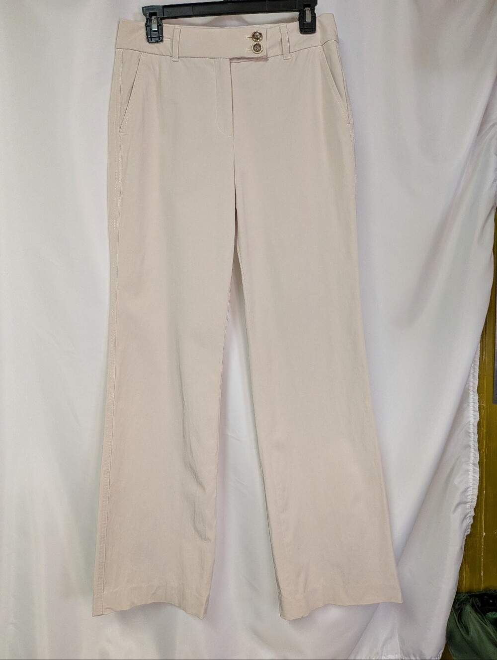 White House Black Market Women's Wide Leg Pants in Light Beige